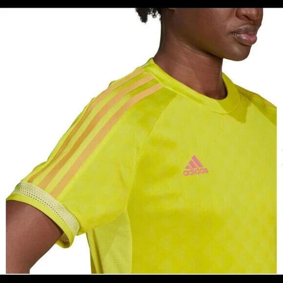 Adidas Womens Ultimate Training Jersey, YELLOW/SCREAMING PINK, SIZE M - Picture 3 of 3